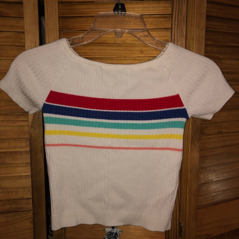 Off the shoulder sweater tee!